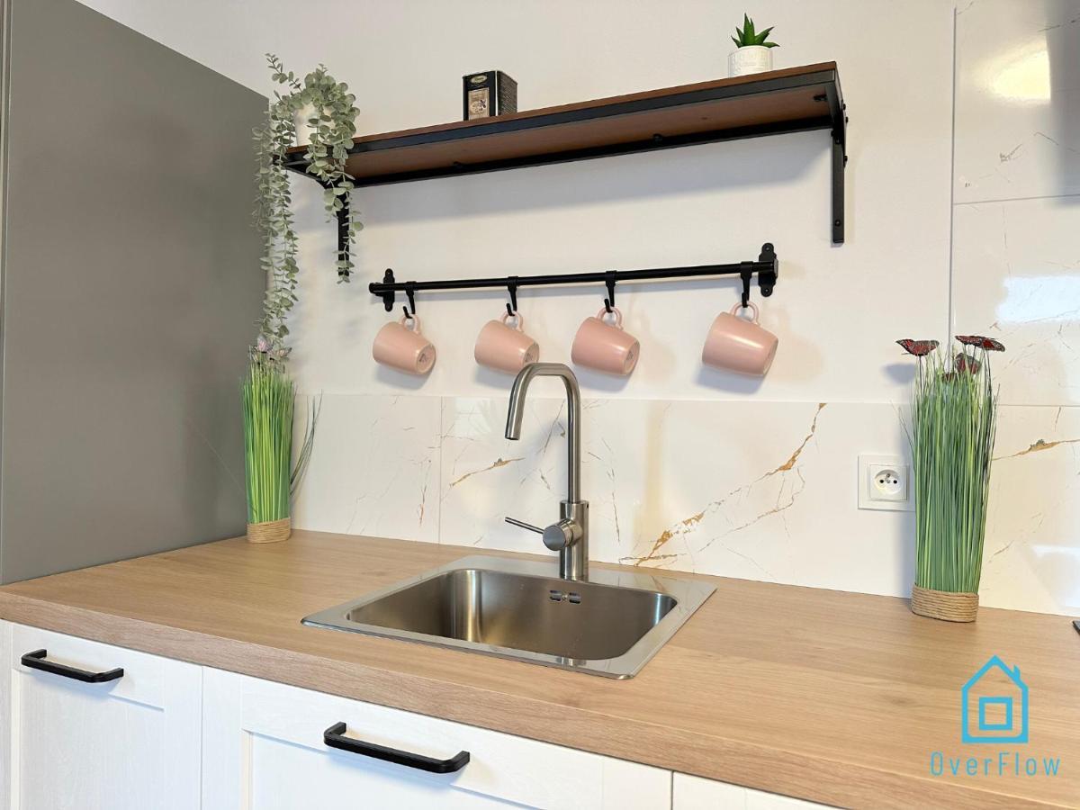 Hel Apartment- Tranquil Retreat, 15 Minutes To The Sea & Gdansk City Center Borkowo  Exterior foto